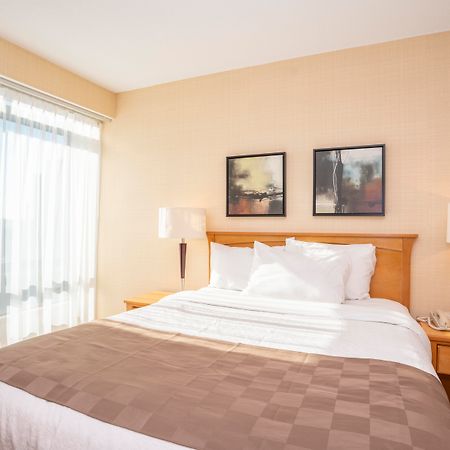 וונקובר Landis Hotel & Suites מראה חיצוני תמונה