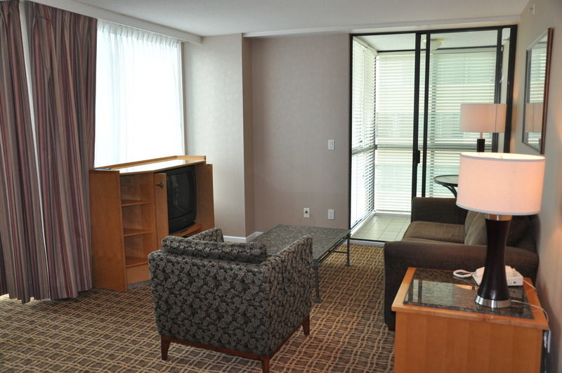וונקובר Landis Hotel And Suites מראה חיצוני תמונה